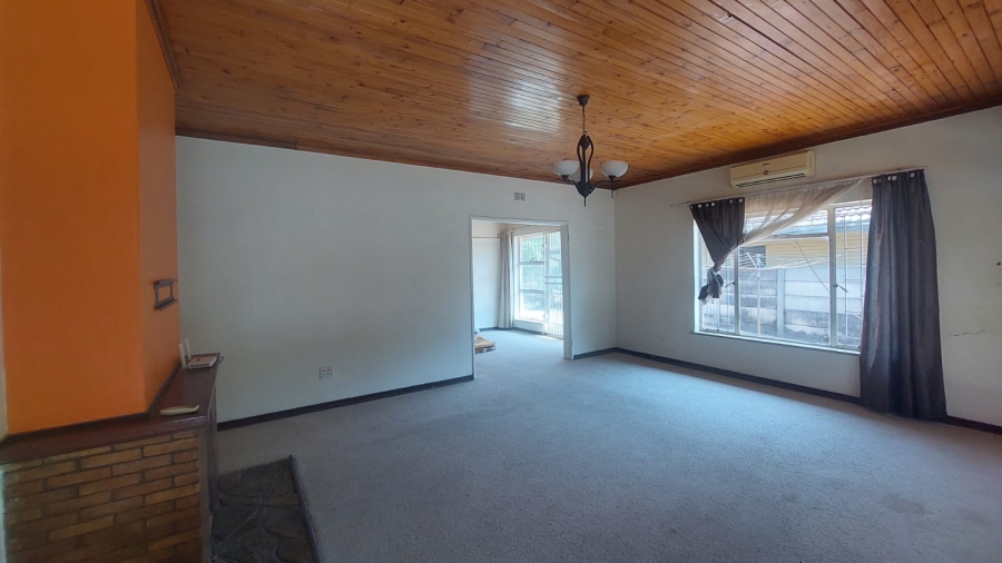 3 Bedroom Property for Sale in Riebeeckstad Free State